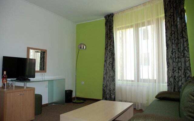 Green Hisar Hotel