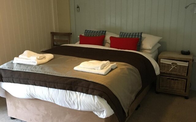 The New Three Mariners Inn