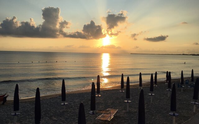 La Terrazza Sul Mar Mediterraneo