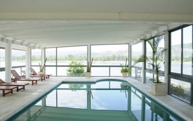 Lake Buenavista Resort