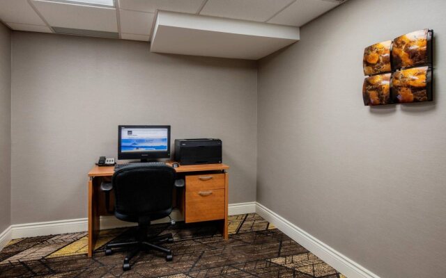 Residence Inn by Marriott Kingston Water's Edge