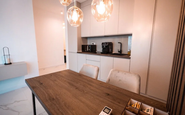 Wave 4 Residence