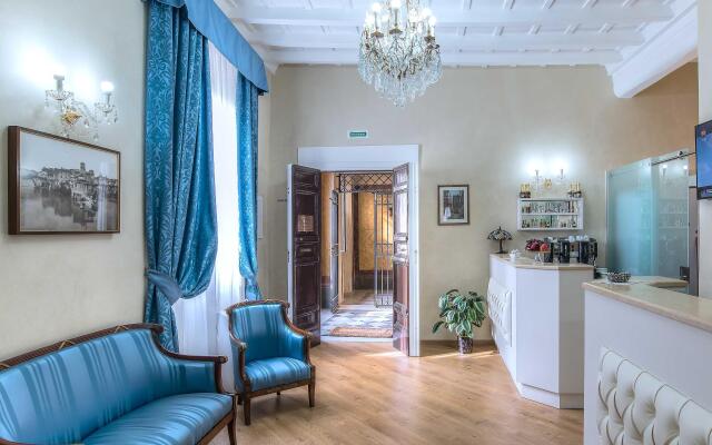 Trevi Rome Suite