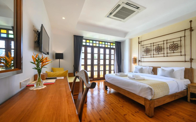 Woo Gallery and Boutique Hotel