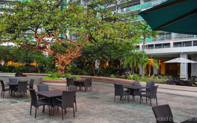 Waikiki Marina Resort at the Ilikai