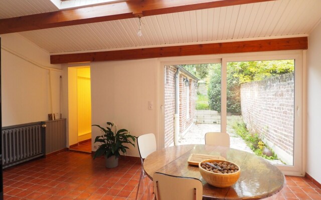 Elegant Bourgeoise Style House
