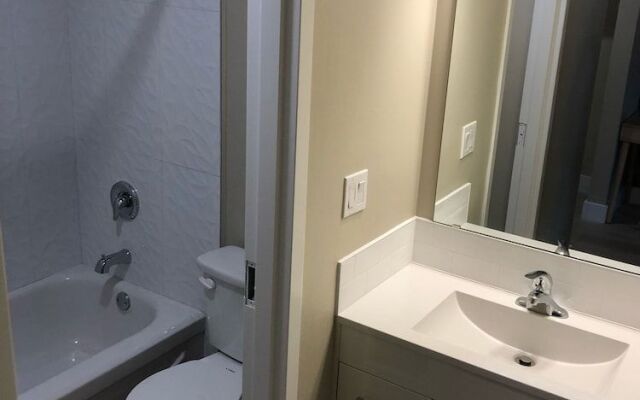 Camrose LeChateau Hotel