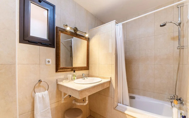 Belvilla by OYO Holiday Home in Jandaa