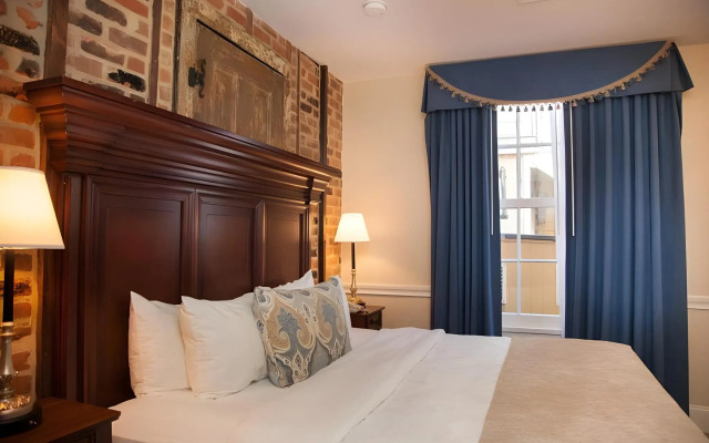 Hotel St. Pierre®, a French Quarter Inns® Hotel