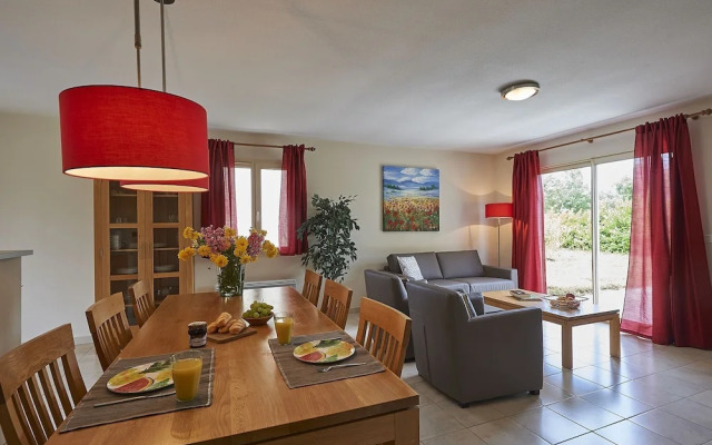 Secluded holiday home with a dishwasher, not far from Sarlat