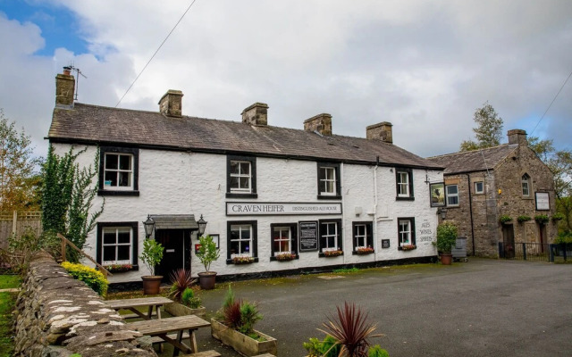 Craven Heifer Hotel