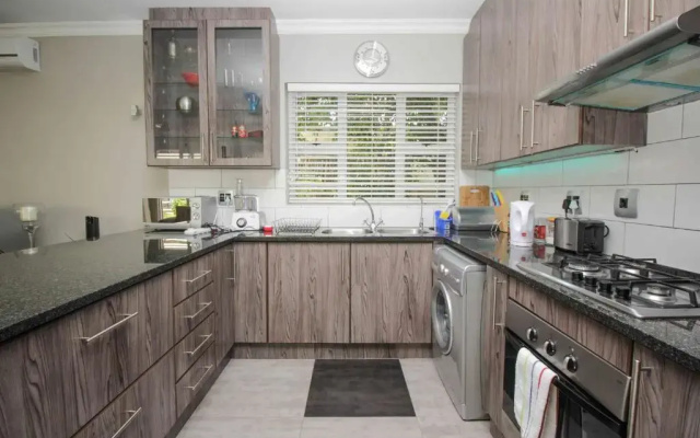 Apartment on Constance Road