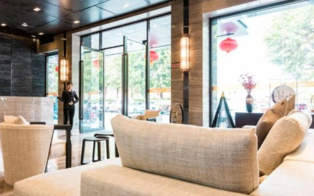 Plink Business Hotel (Guangzhou Dongyong)