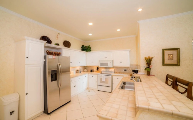 Colina 5E 2 bdr 2 Bath
