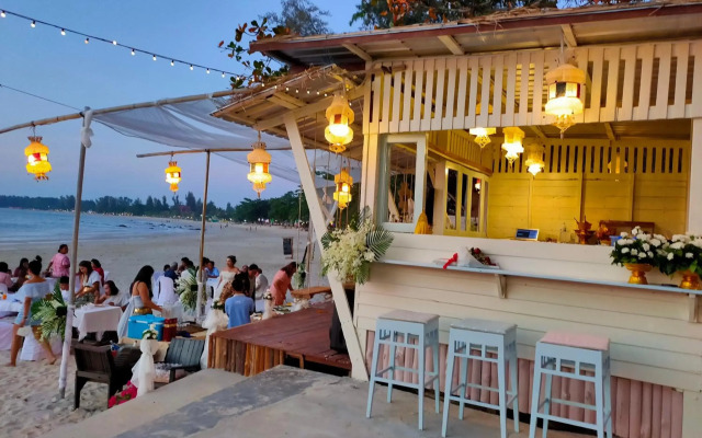 Banana Beach Resort