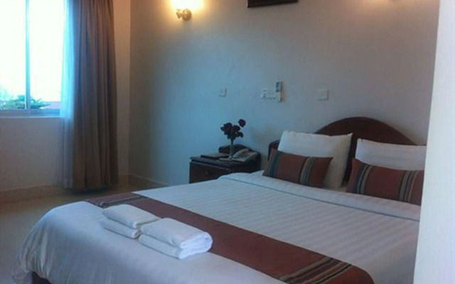 White Beach Hotel