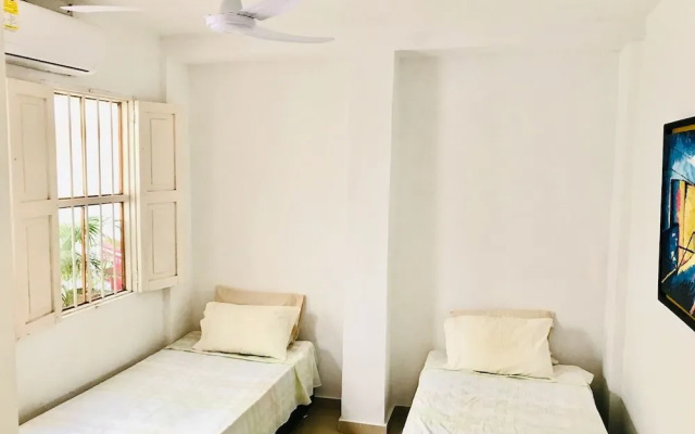 Walled City Cartagena de Indias - Apartment in Cartagena - Photo 4