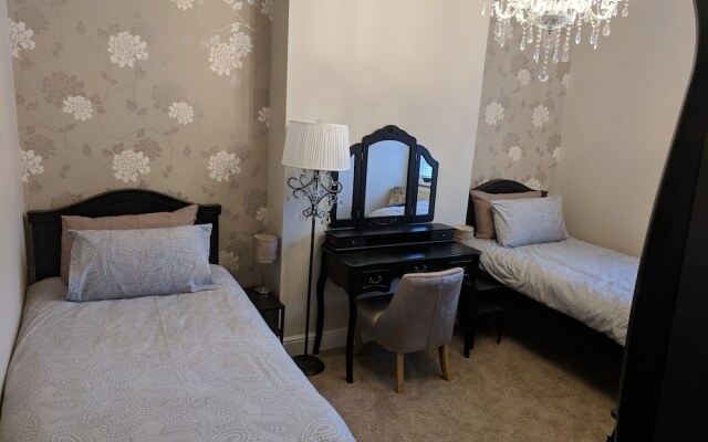 Lion House Bed and Breakfast