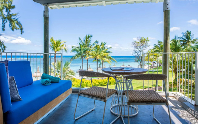Victoria Beachcomber Resort & Spa