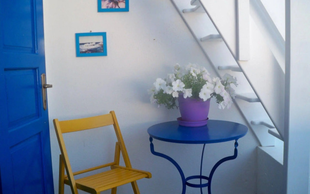 Heliotropio Studios & Apartments