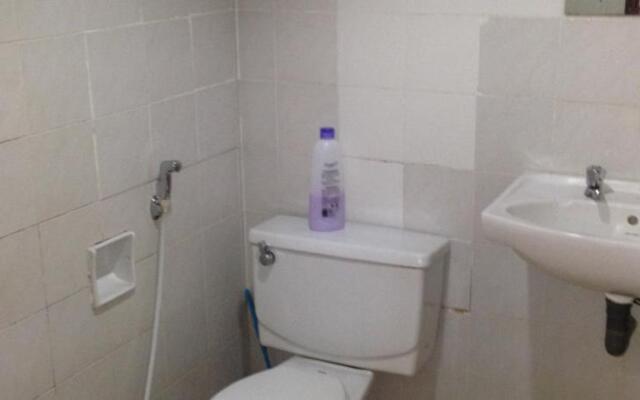 Menzan @ Bayu Emas Apartment