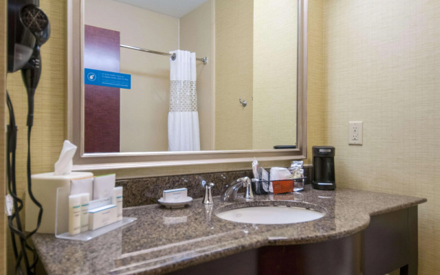 Hampton Inn & Suites Waxahachie