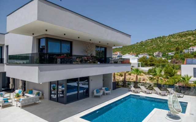 Villa Lucy Lemon CFH