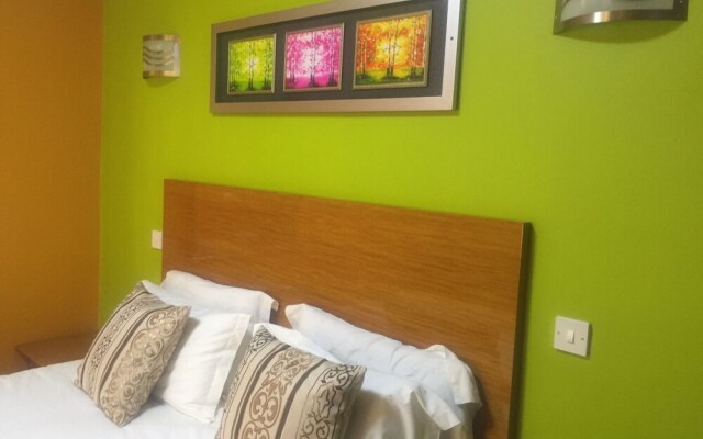 Apelles Palace Guest House