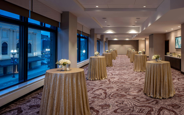 Embassy Suites by Hilton Minneapolis Downtown