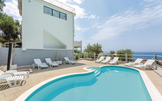 Amazing Home in Makarska With 9 Bedrooms, Wifi and Outdoor Swimming Pool