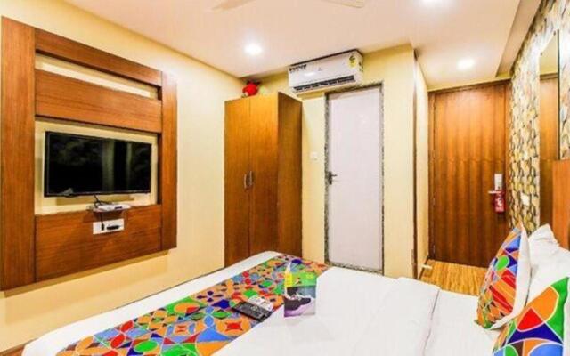 FabHotel Arton Suites Andheri East