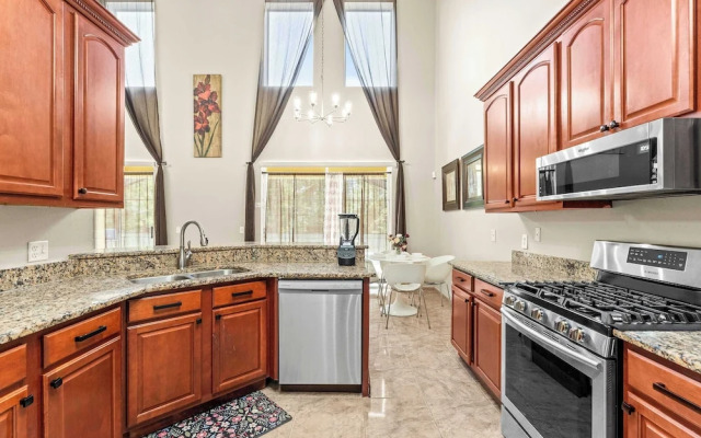 Jasmine Breeze Home for 12