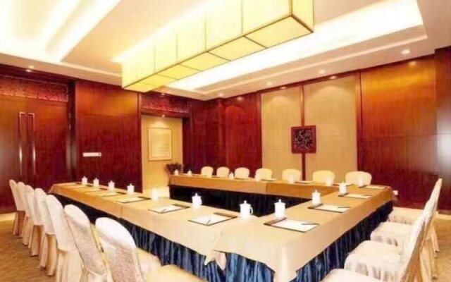 GreenTree Alliance Dongguan Zhangmutou Train Station Hotel