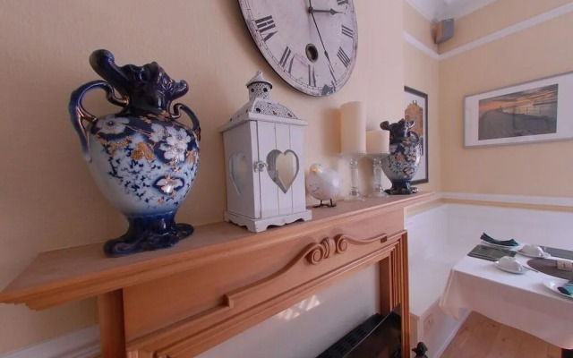 Chiltern Guest House