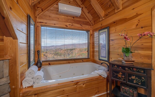 Picture Perfect- Seven Bedroom Cabin