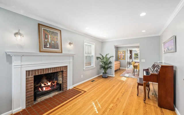 Clarendon Prestige 5-br Luxury Homestay