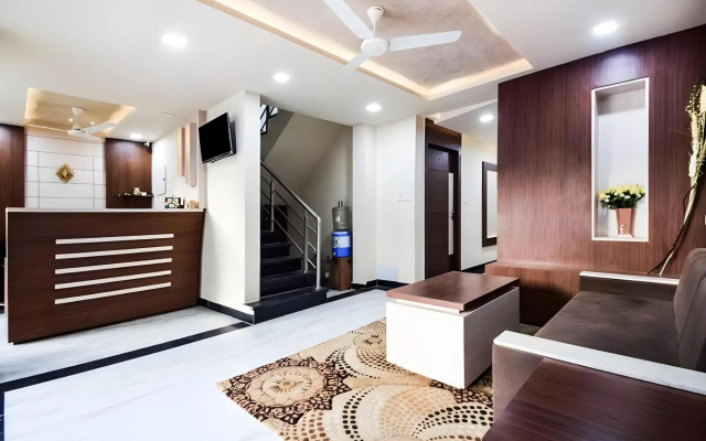 Oyo 28683 Hotel Suhagan Heights