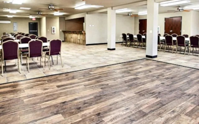 Sleep Inn & Suites Hennessey North