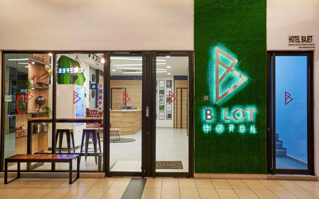 B Lot Hotel