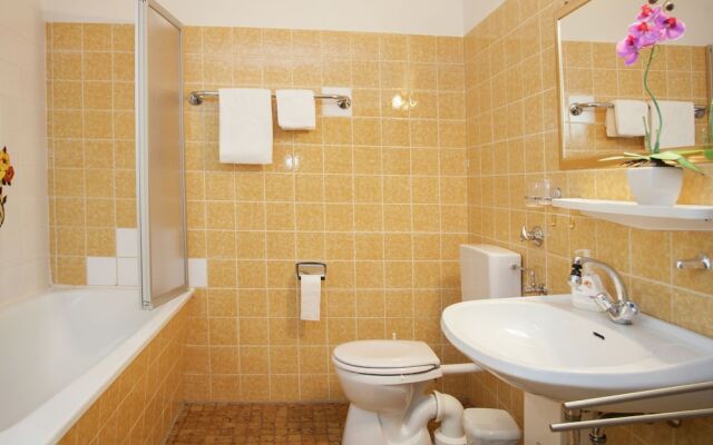 Charming Apartment in Silbach with Terrace