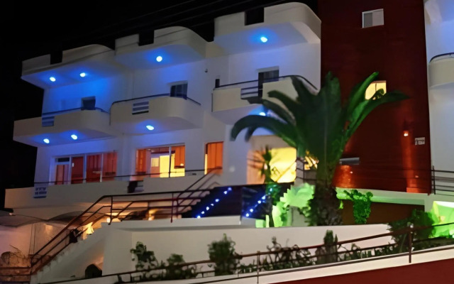 Selefkos Palace