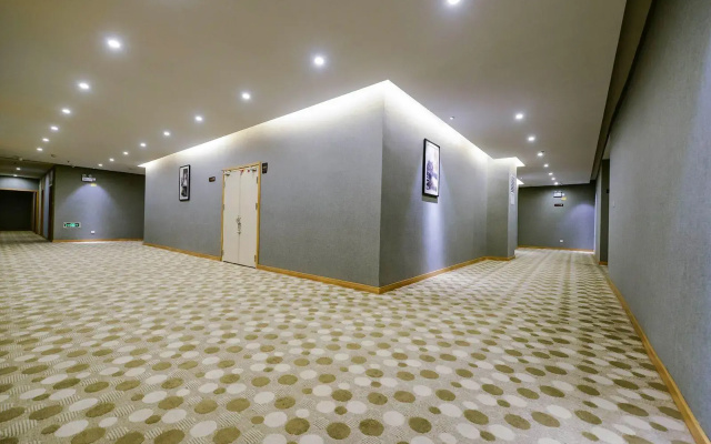 Seaman Hotel