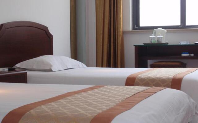 Super 8 Hotel