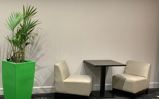 Holiday Inn Aylesbury by IHG