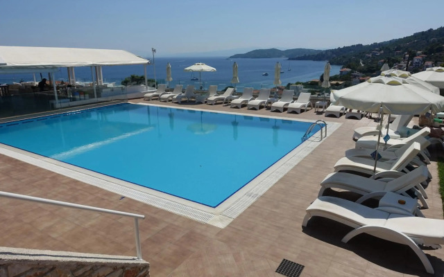 Rene Hotel