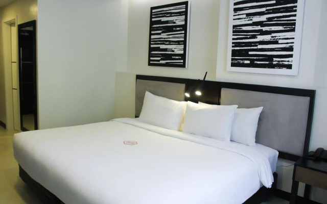 Summit Hotel Magnolia