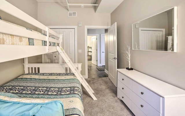 Luxe Manistee Condo w/ Balcony & River Views!