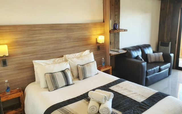 Wave Pichilemu Lodge