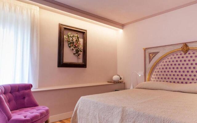 MarcheAmore - Stanze della Contessa, Luxury Flat with private courtyard