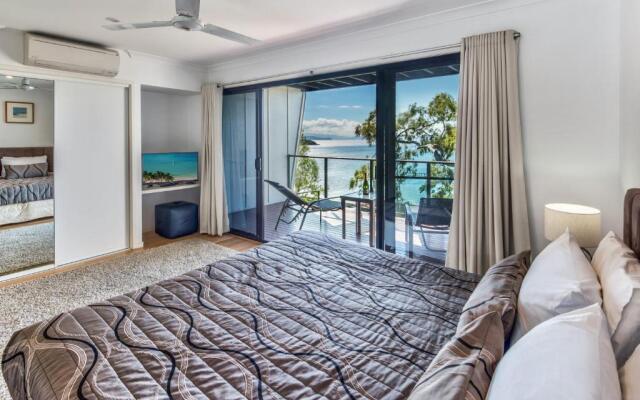 Sea View Shorelines Hamilton Island
